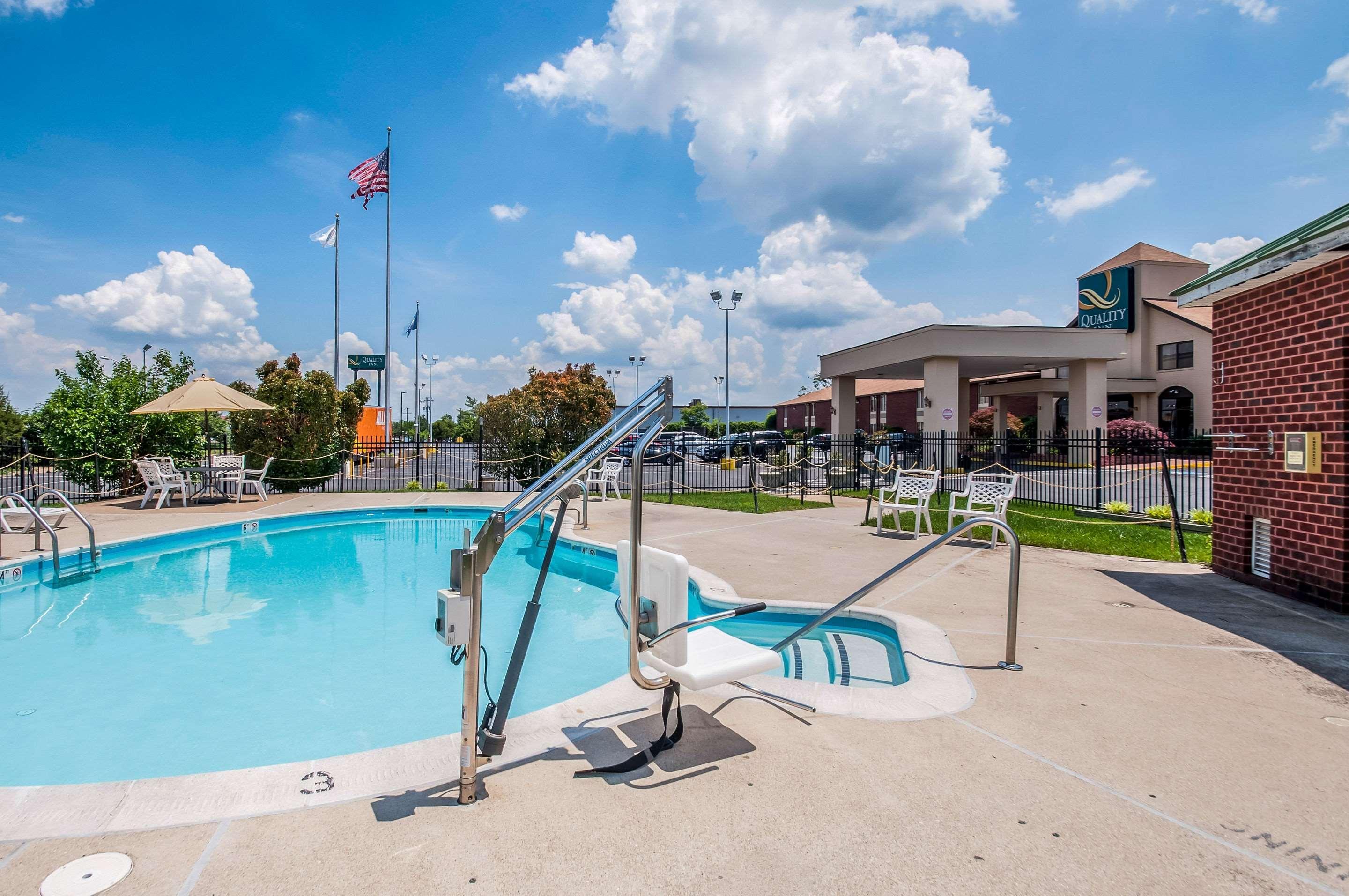 Quality Inn Near Potomac Mills Woodbridge Exterior photo