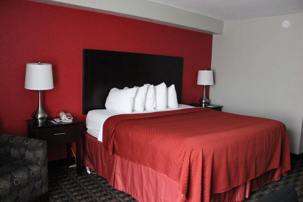 Quality Inn Near Potomac Mills Woodbridge Exterior photo
